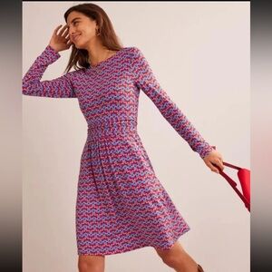 Boden Abigail in Hot Pepper Geo Petal Ecovero Print Jersey dress 2R Retail $158
